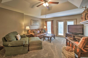 Branson Area Condo with Pool and Fishing Lake Access!, Branson West